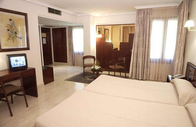 Yomo Imperial Hotel Sant Julia de Loria