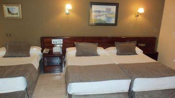 Yomo Imperial 3* Sant Julia de Loria