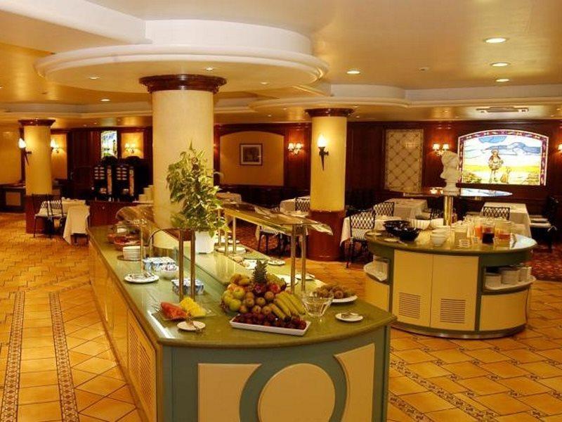 Hotel Palace
