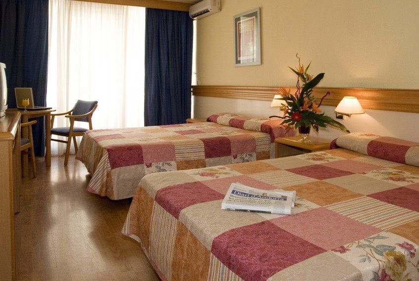 Hotel Center 4*