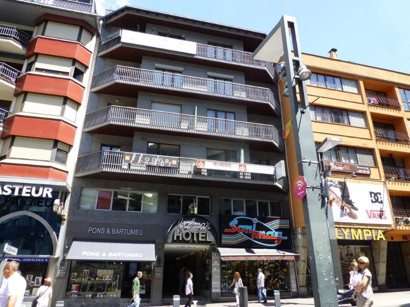 Glaner Cafe Hotel