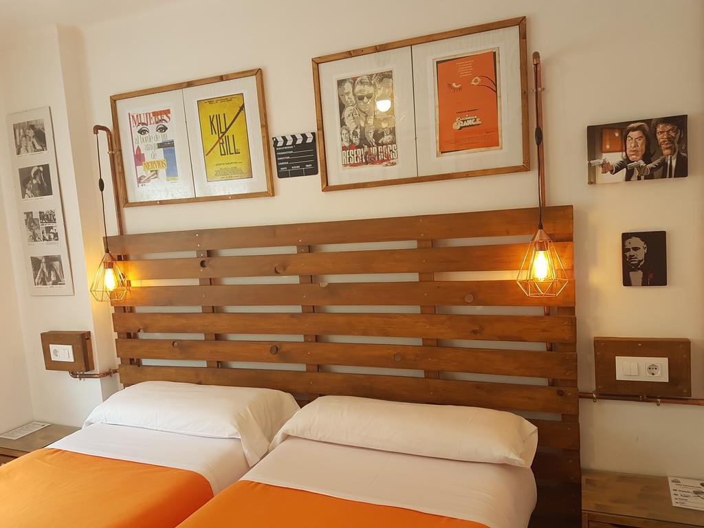 Barri Antic & Pub 2*