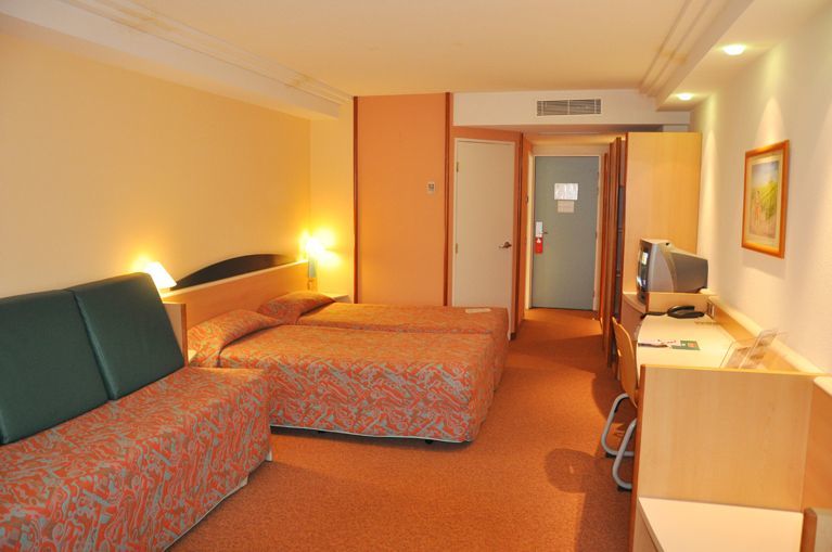 Tropical 4*