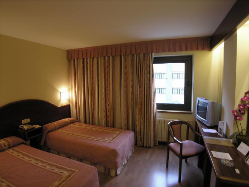 Hotel Metropolis 4*