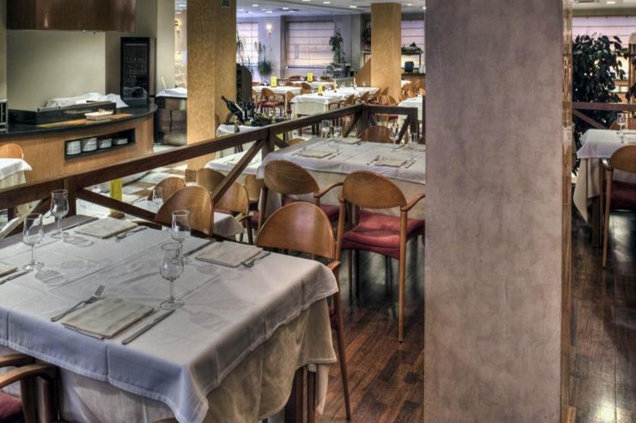 Zenit Diplomatic Hotel 4*
