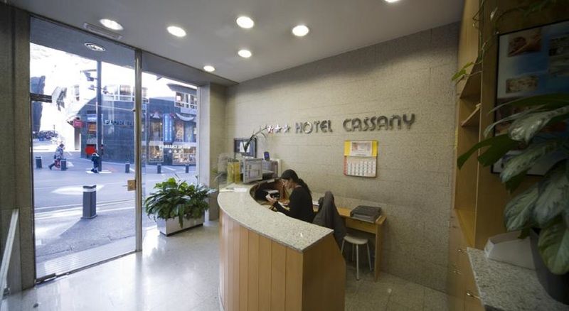 Somriu M28 Hotel 2*