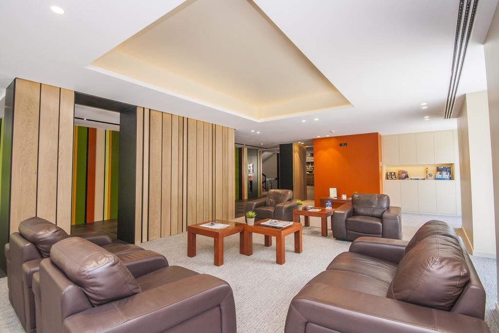 Hotel Metropolis 4*