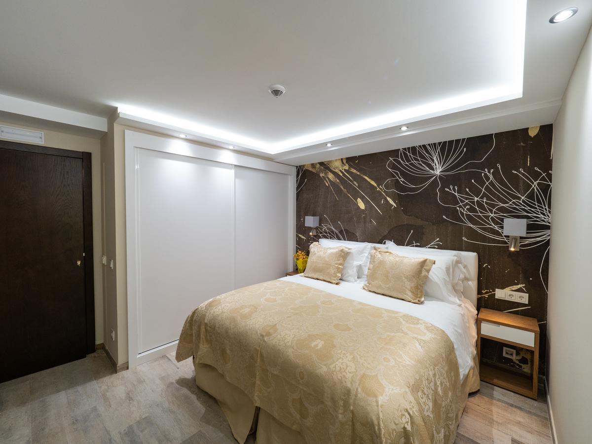 Apartahotel Esquirol