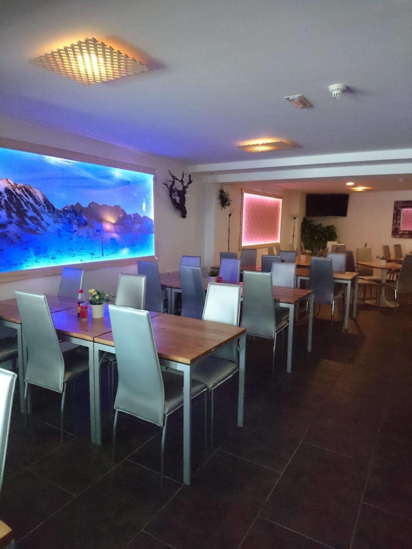 Apartahotel Les Olimpiades 3*