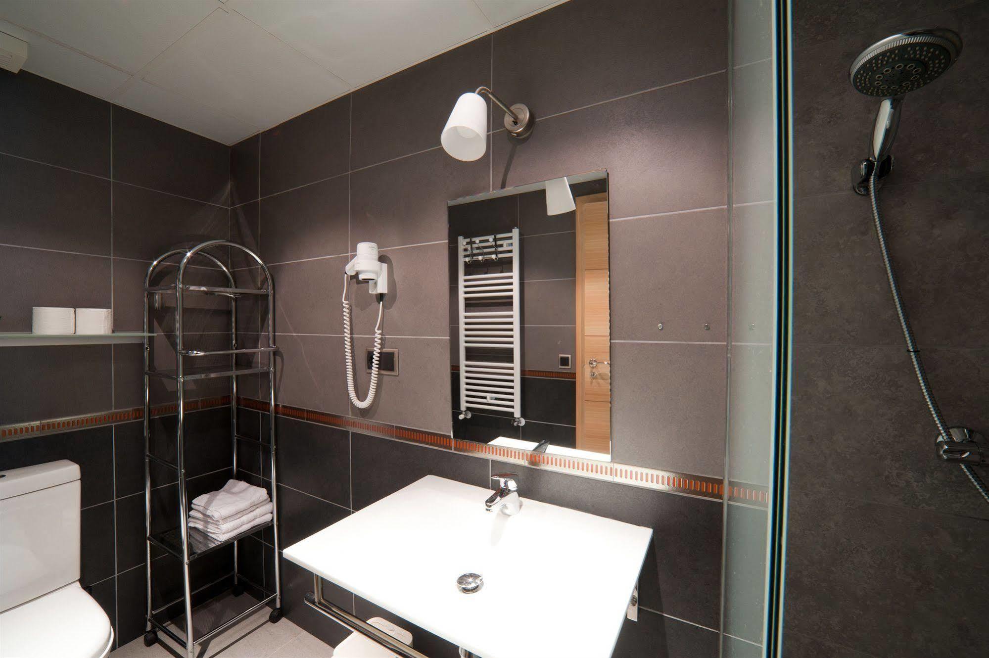Apartahotel Les Olimpiades 3*