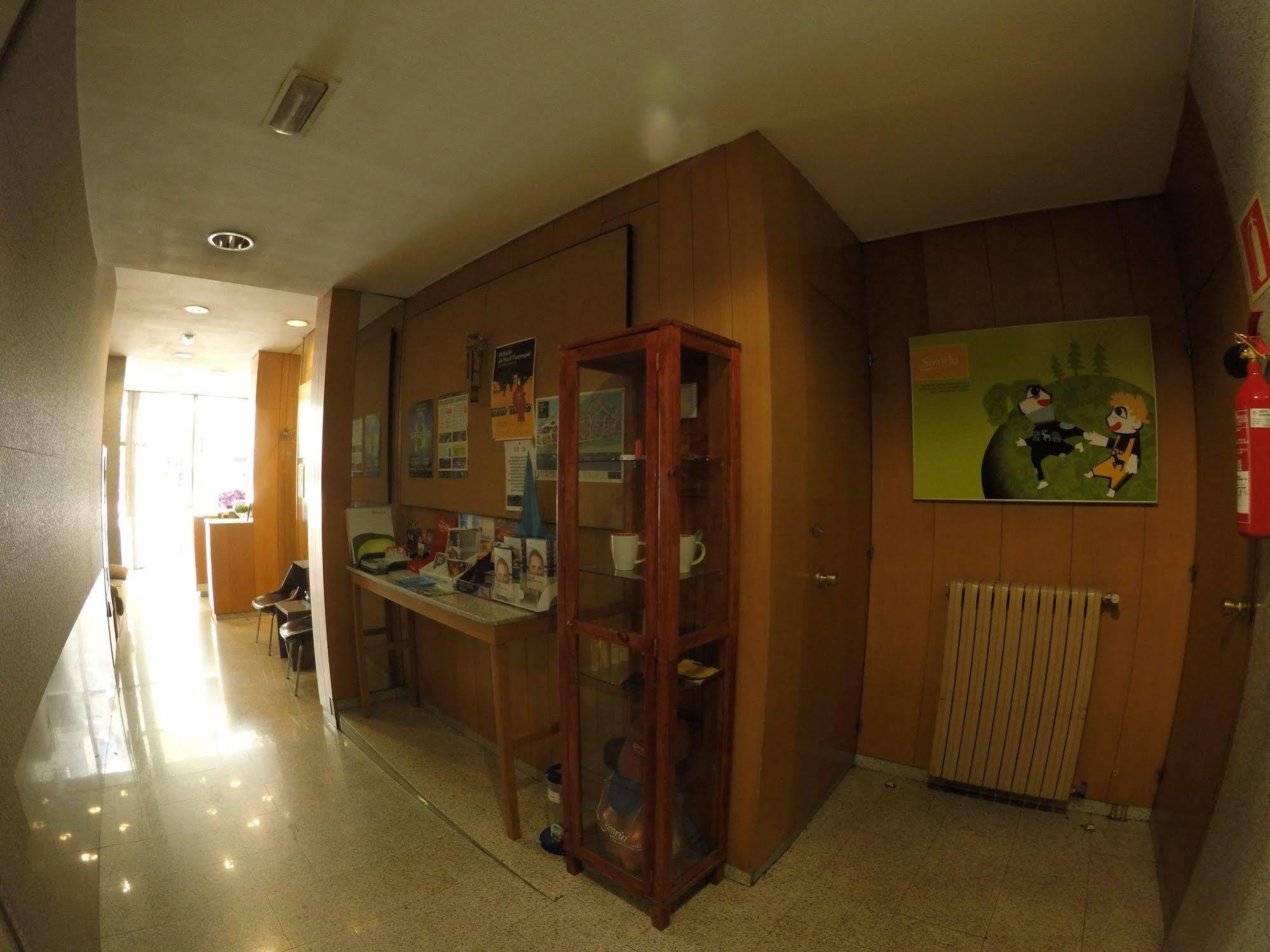 Hotel Somriu M28 Andorra la Vieja