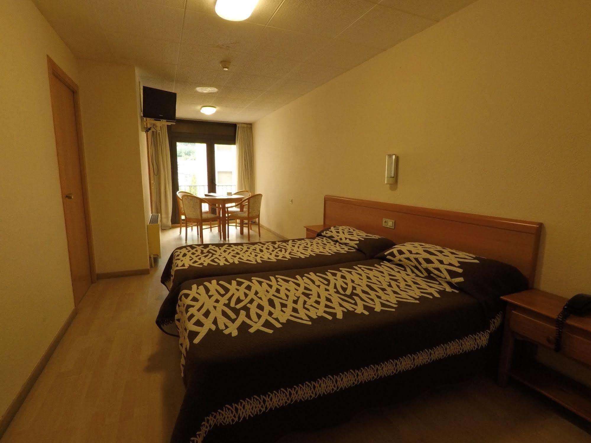 Hotel Somriu M28 Andorra la Vieja