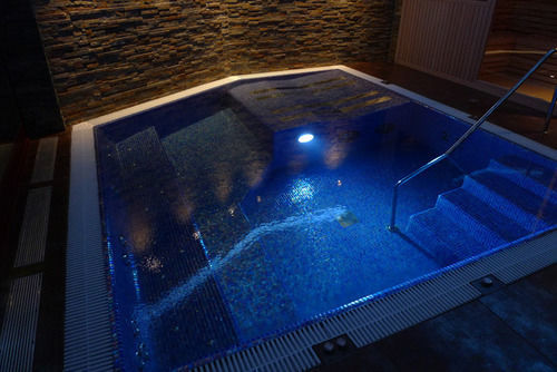 & Niunit Hotel El Serrat