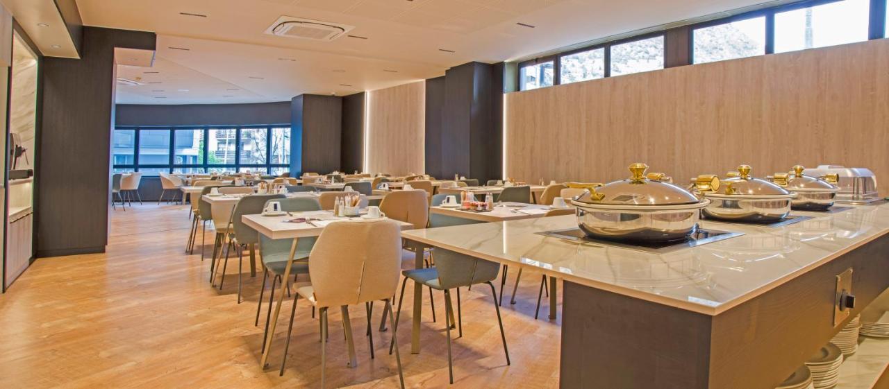 Hotel Grand Plaza & Wellness 5*