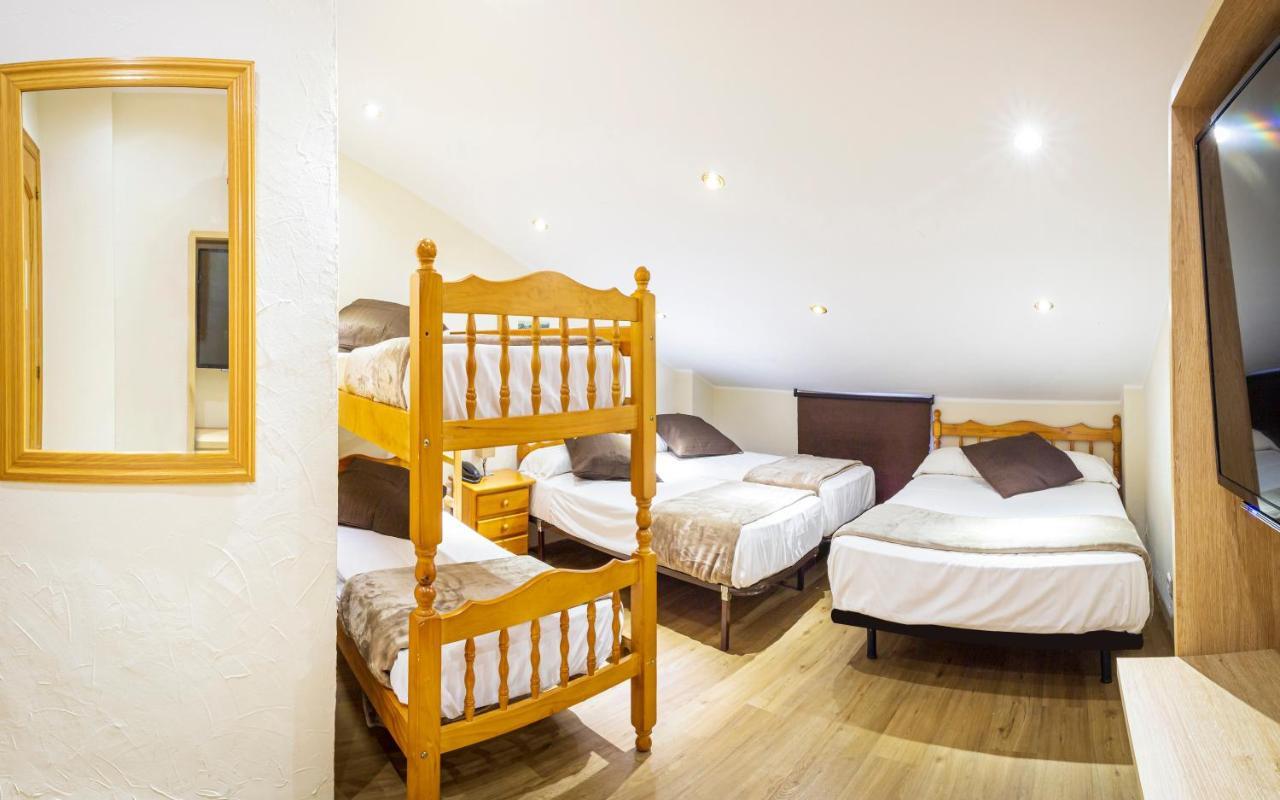 Les Neus Hotel