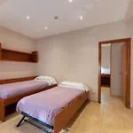 Aparthotel Iceberg