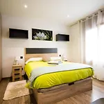 2 Apt A 5 Min Del Telecabina Con Vistas Al Valle