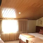 Hotel Oros