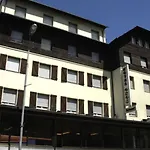 Hotel Oros