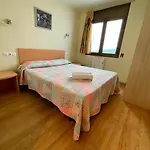 Apartamentos Pantebre 3000