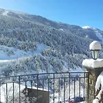 Apartaments Turistics Pirineu