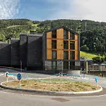 Un Diamante De Montana L A Pie De Pistas - Gimnasio - Sauna - Piscina L 8Pax L By Bonesvacances