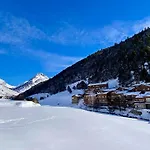 Paisajes De Ensueno En Magnifico Duplex, Siscaro 310 - Hut-8217