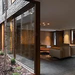 Isard Residences By Leo