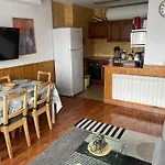 Apartamento A Pie De Pistas Con Parking Privado
