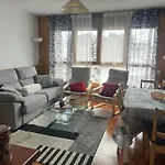 Apartamento A Pie De Pistas Con Parking Privado