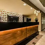 Carlton Plaza