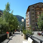 Hotel Univers