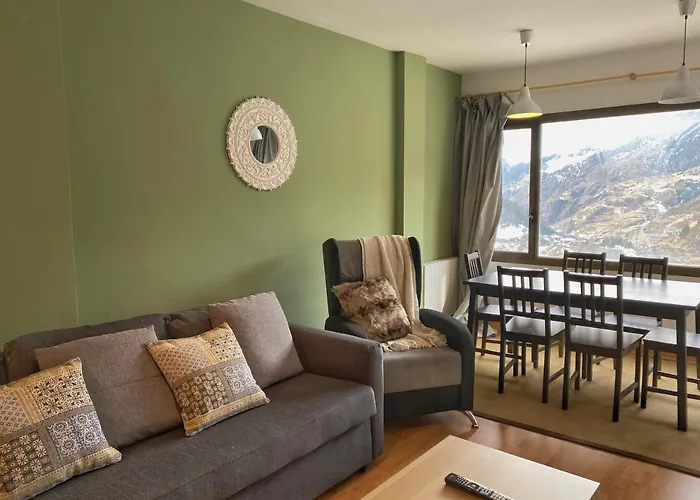 Apartamento En Soldeu A Pie De Pistas, Wifi Y Parquin