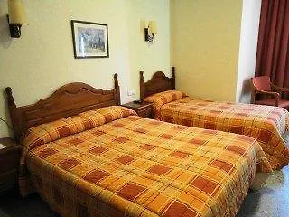 Hotel Tristaina