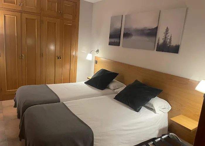 Aparthotel El Serch