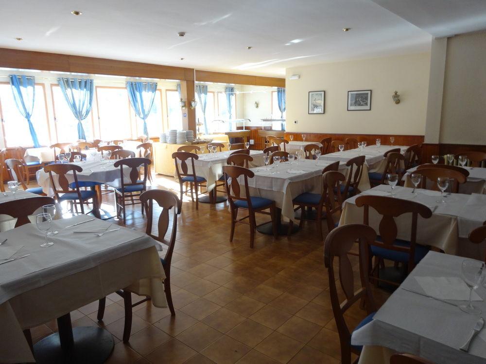 Hotel La Mola 2*