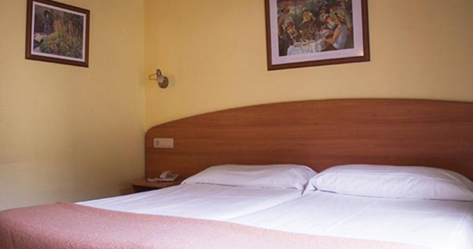 Hotel Hermus Centre Vila 2*