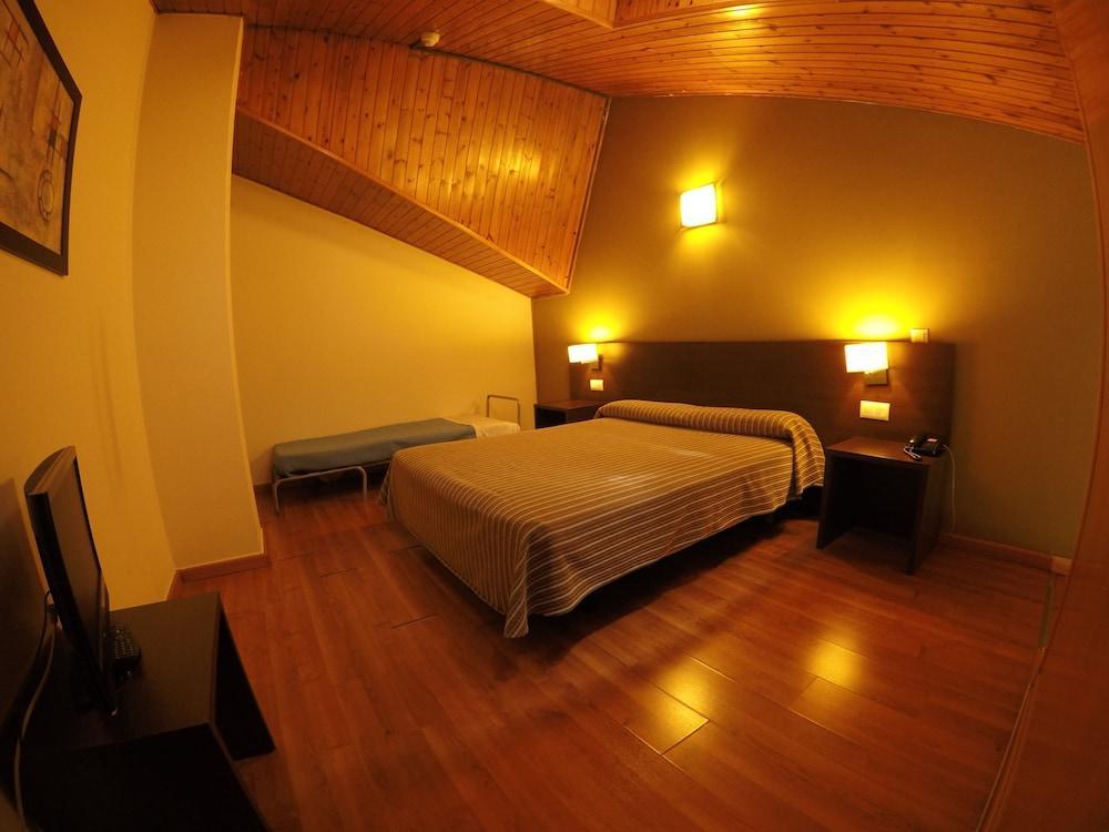 Somriu Vall Hotel Incles