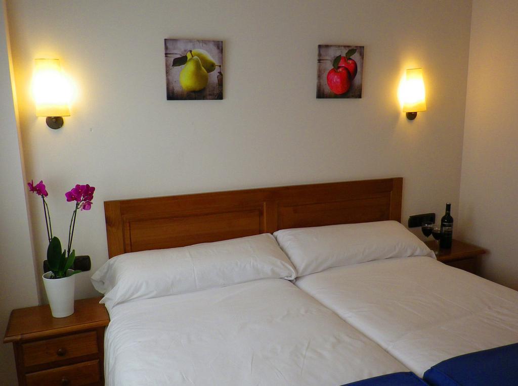 Hotel Holastays La