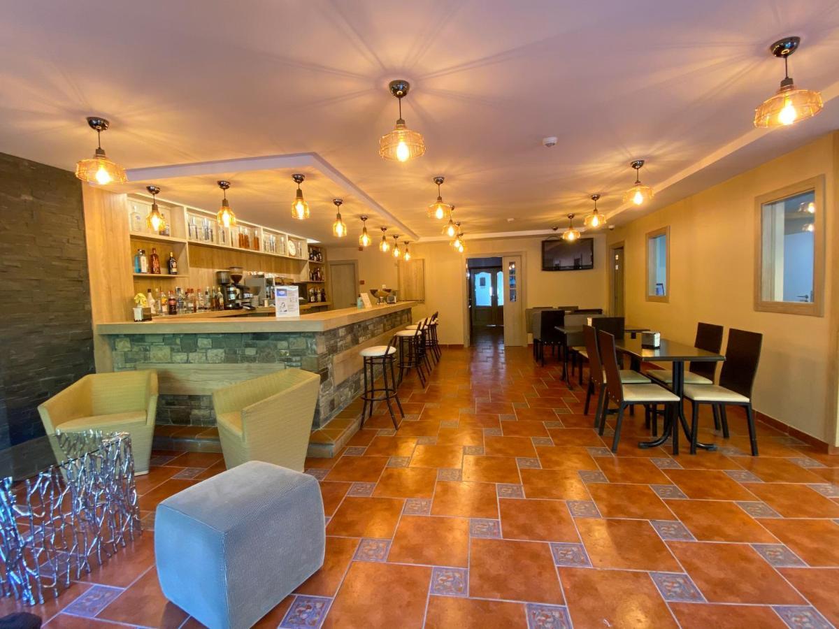 Somriu Vall Hotel 3*