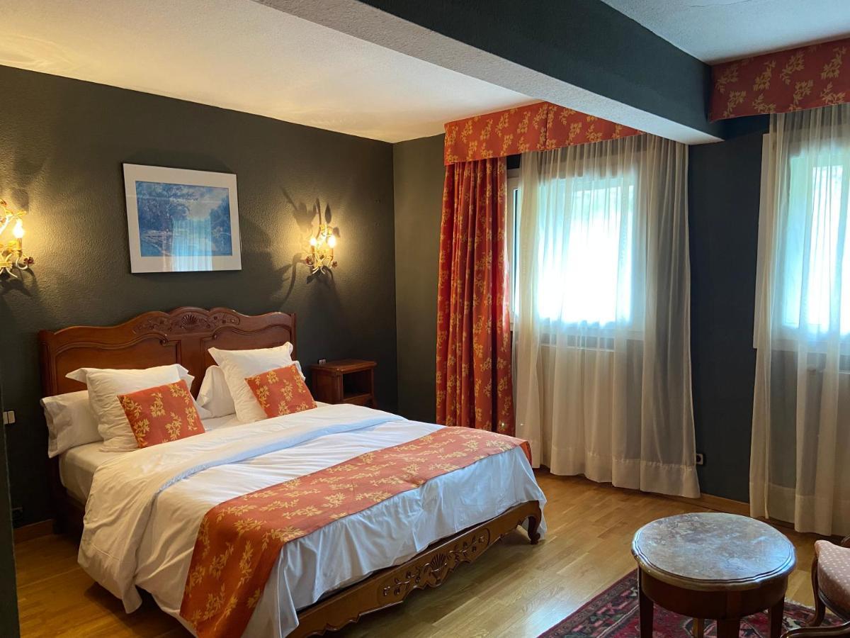 Hotel & Llop Gris 4*