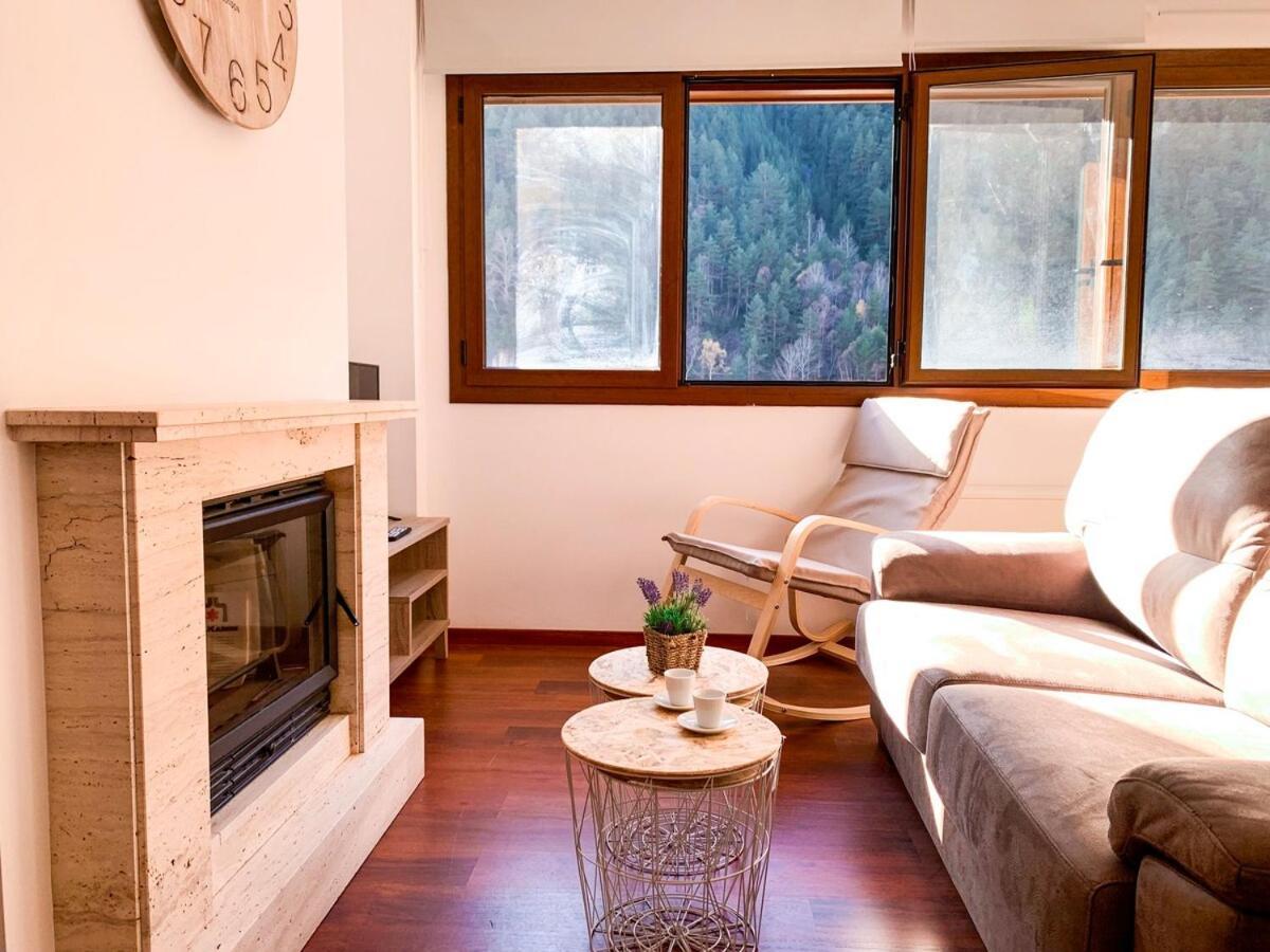 Moderno Estanyo Con Vistas En Arinsal Apartament *