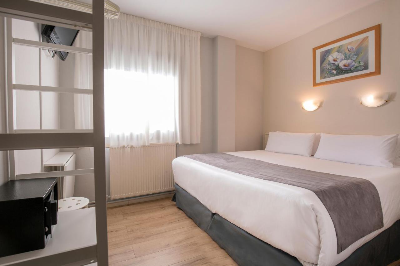 Hotel Camel Lot 3*