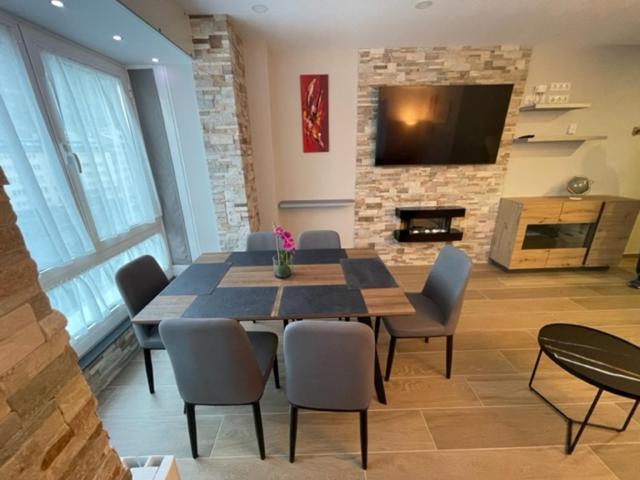Immodelpas Pessons Apartamento *