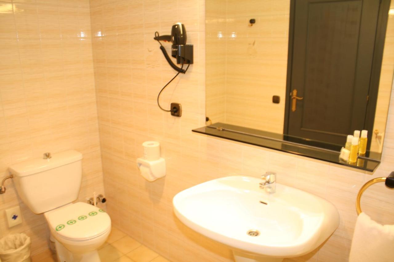 Hmc K-ena 3* Andorra la Vieja