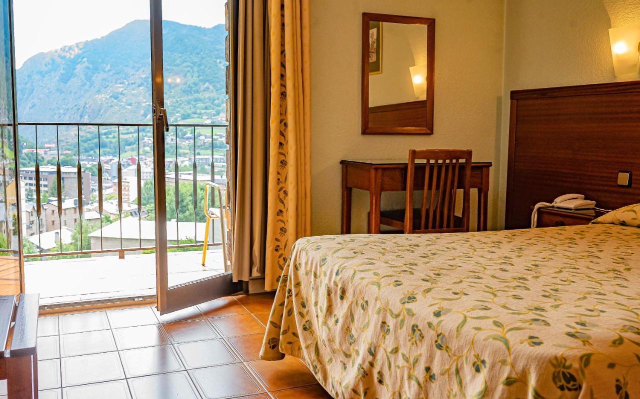Coray By Pierre & Hotel Encamp