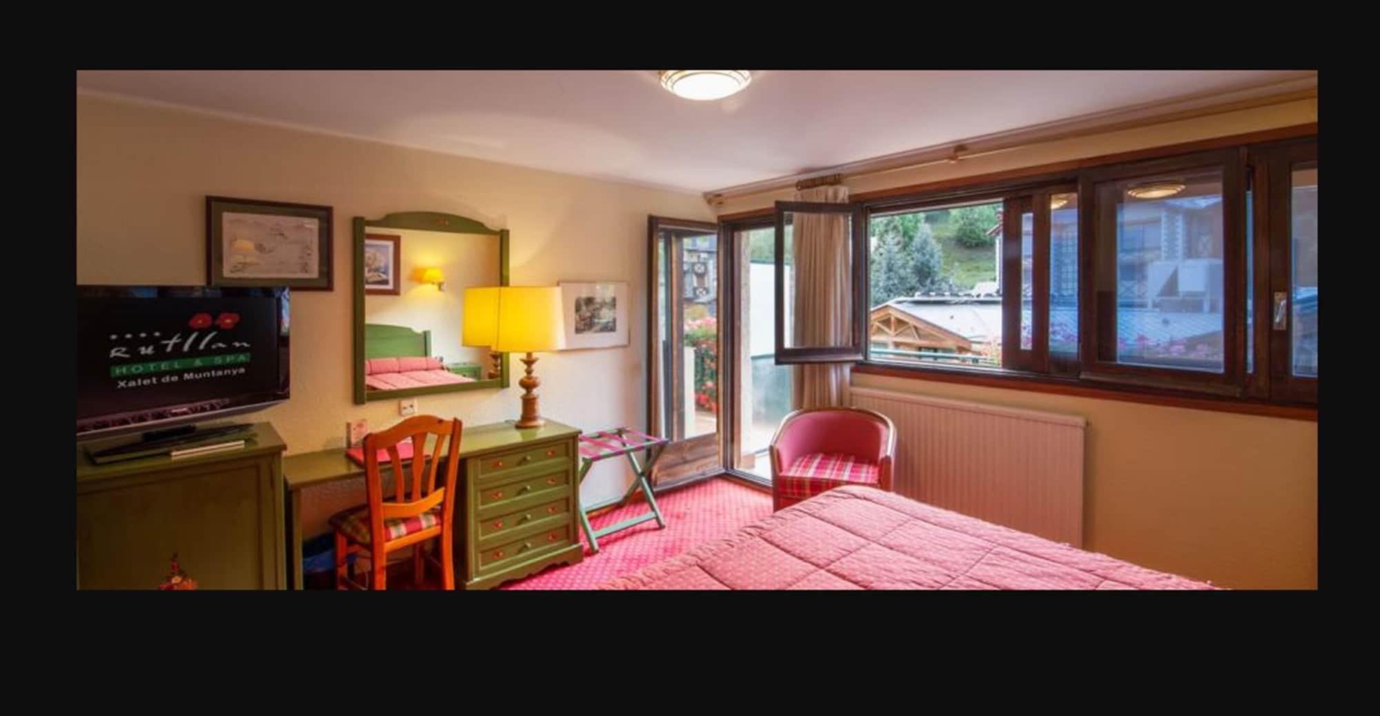 Rutllan & Hotel