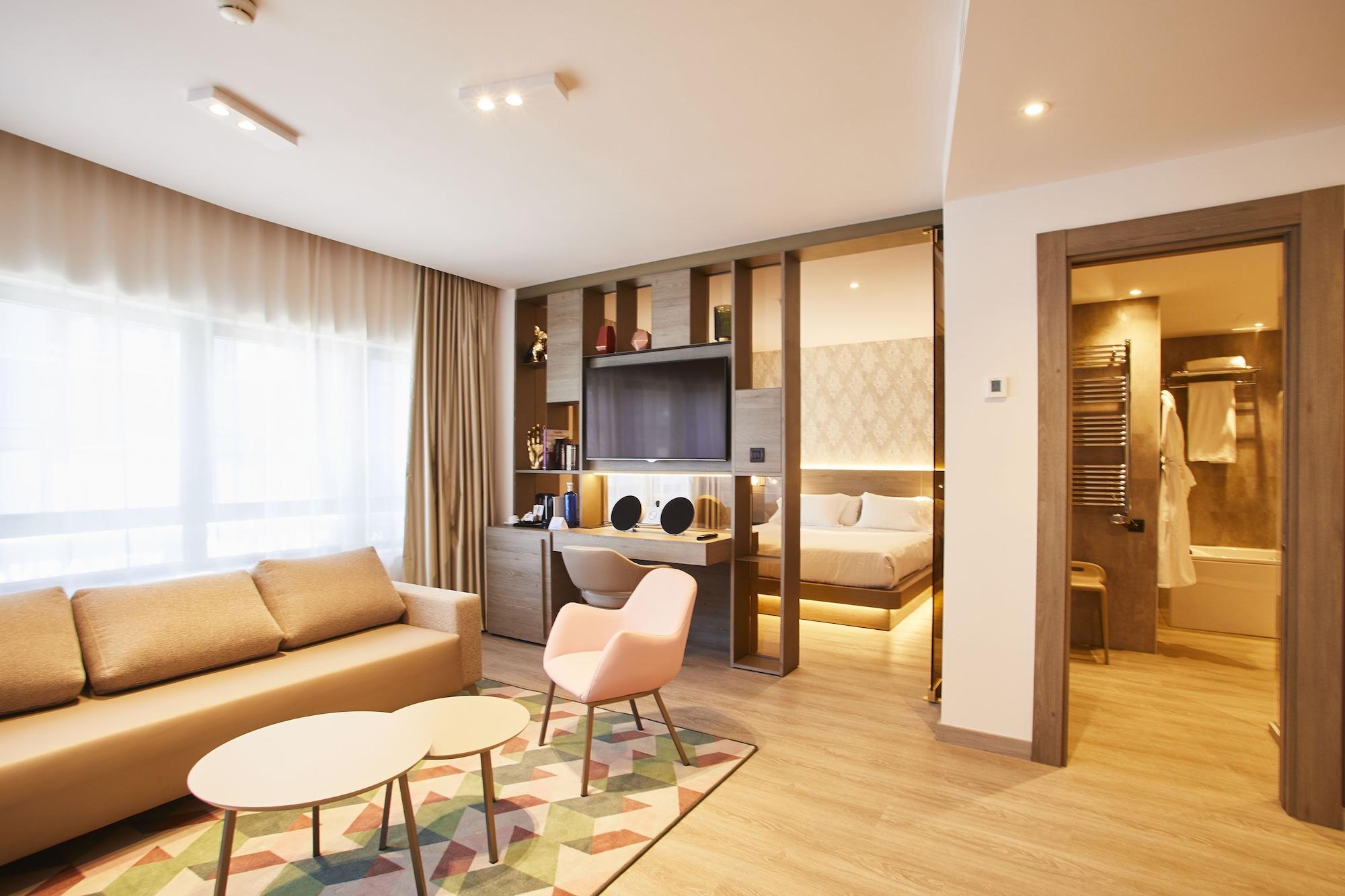 Hotel Grand Plaza & Wellness 5*