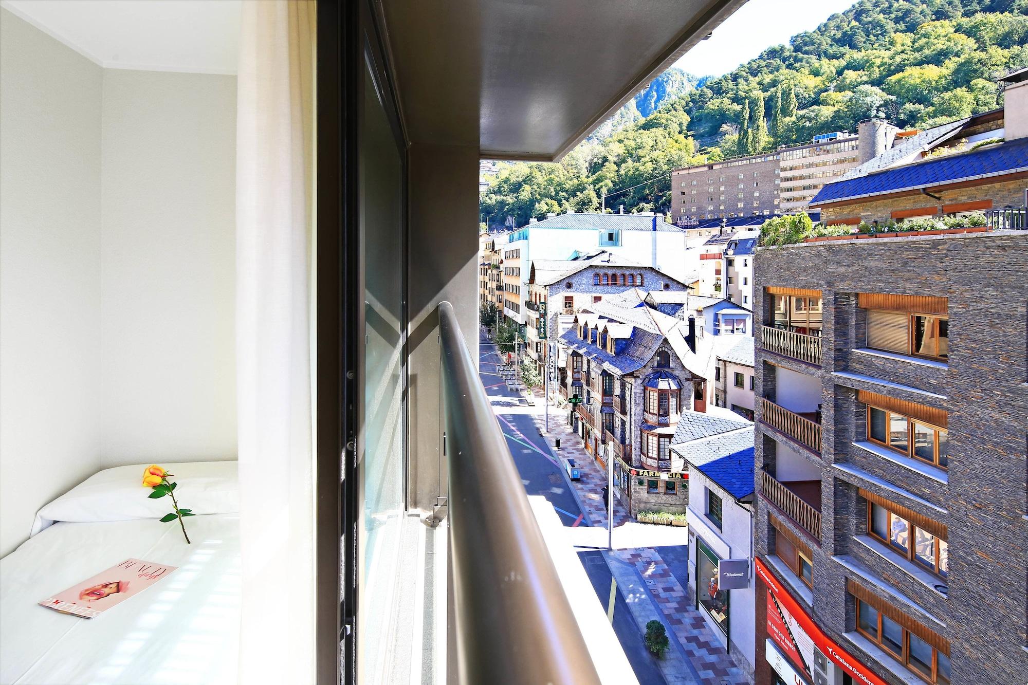 Tudel Hotel 3*
