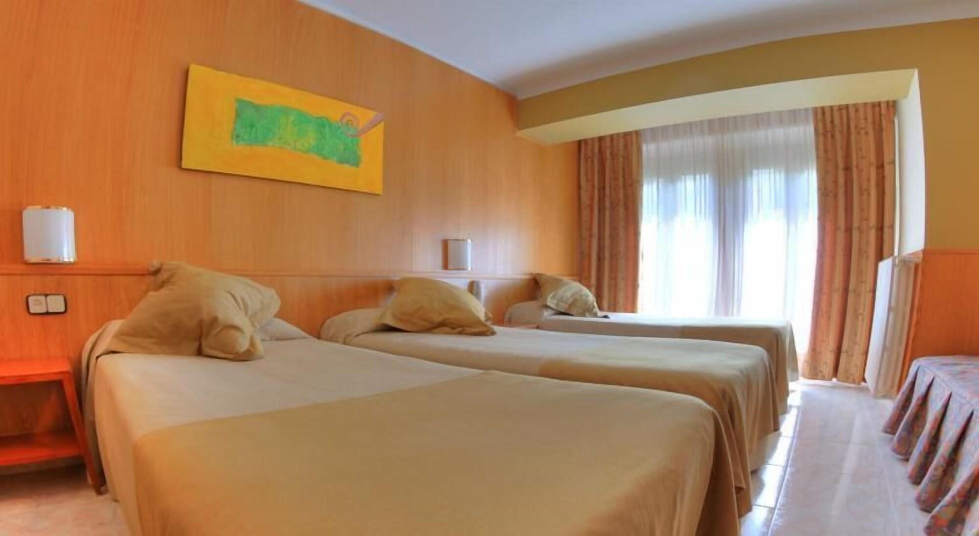 Univers Hotel Encamp